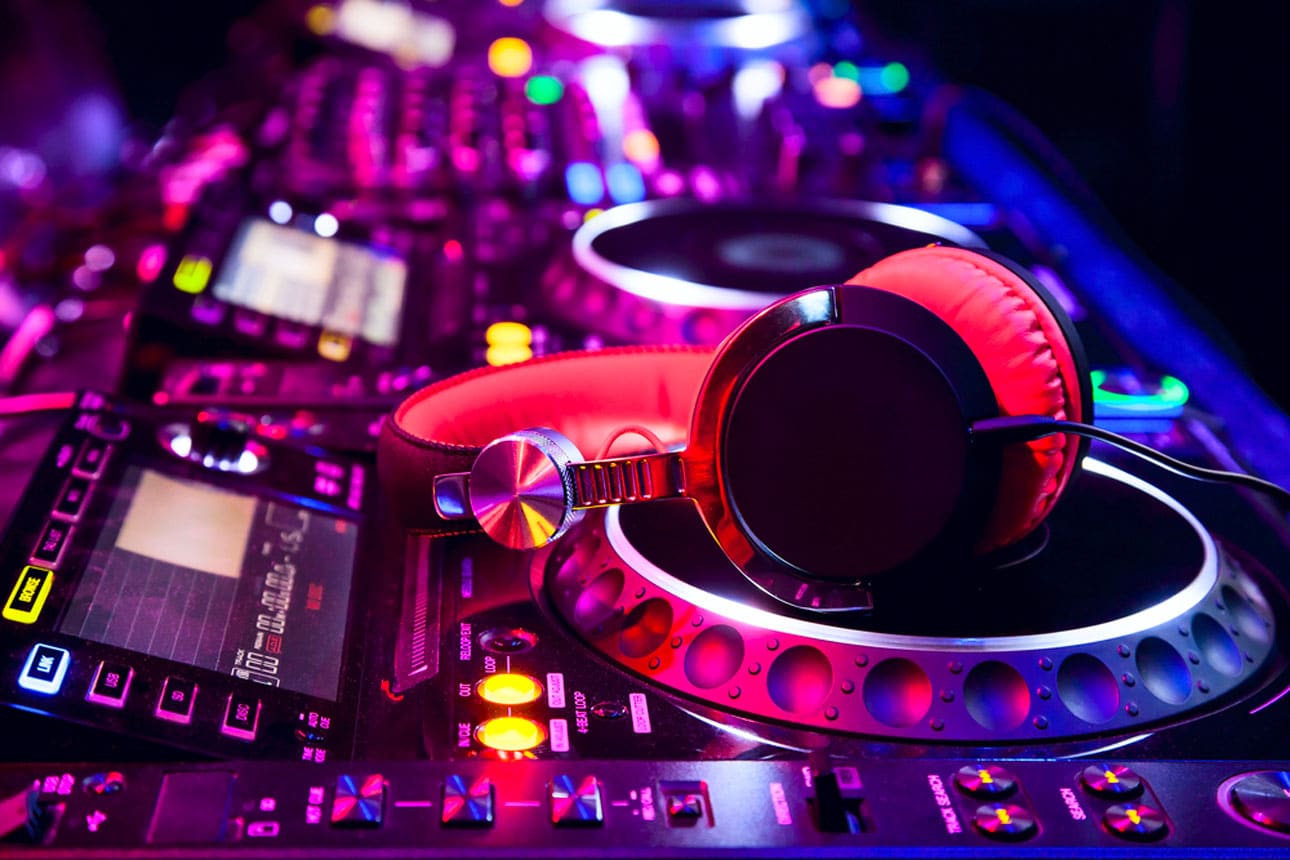 soirée samedi bandol blindtest djset sam's klub resto club bandol